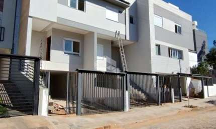 SOBRADO COM 3 DORMITÓRIOS NO BAIRRO COLINA SORRISO EM CAXIAS DO SUL