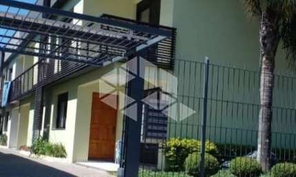 SOBRADO SEMIMOBILIADO DE 03 DORMITÓRIOS NO BAIRRO DESVIO RIZZO EM CAXIAS DO SUL/RS