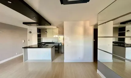 Apartamento 2 Dormitórios Semimobiliado no Villagio Iguatemi em Caxias do Sul