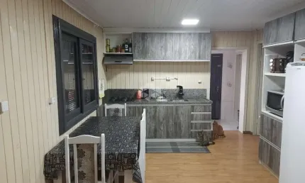 Casa de madeira no bairro nossa senhora de fátima em caxias do sul