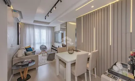 Apartamento de dois dormitórios com vaga de garagem no bairro Partenon.