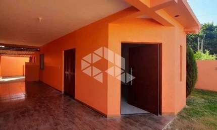 Casa com 3 dormitórios/quartos e suíte no bairro São José