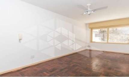 Apartamento de 2 quartos na Fernando Machado em Porto Alegre