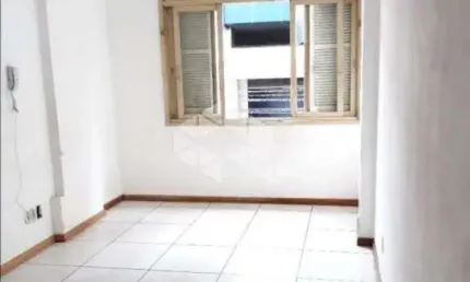 Apartamento à venda 2 quartos no centro histórico em porto alegre