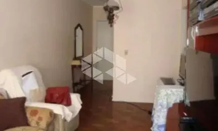 Apartamento  2 dormitórios próximo a redenção na cidade baixa.