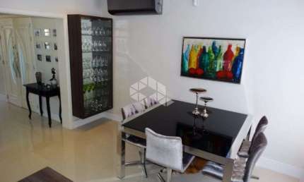 Casa  3  quartos com 260m2 a venda no Bairro   Santa Teresa em Porto Alegre .