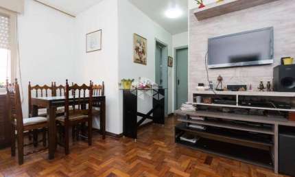 Apartamento de 2 quartos no bairro Jardim Leopoldina em Porto Alegre