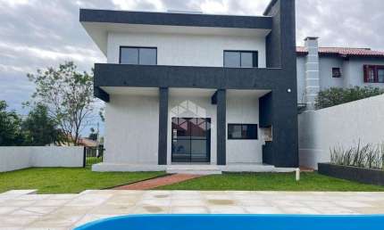Casa de 3d quartos com 1 suíte e 2 vagas de garagem no Cantegril - Viamão-RS