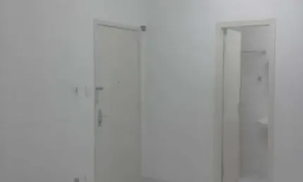 Atenção investidor! sala comercial a venda no centro histórico de porto alegre.