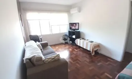 Crédito Real vende com exclusividade Belo apartamento de 1 dormitório no bairro Centro Histórico de Porto Alegre - RS.