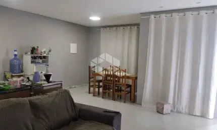 Casa / 2 quartos / 1 suíte / 1 vagas / harmonia / canoas