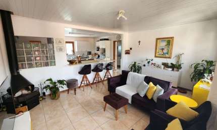Casa Semi Mobiliada | com 160m² e ótima localização!!!! ***O APARTAMENTO É O PONTO FORTE!!!!***