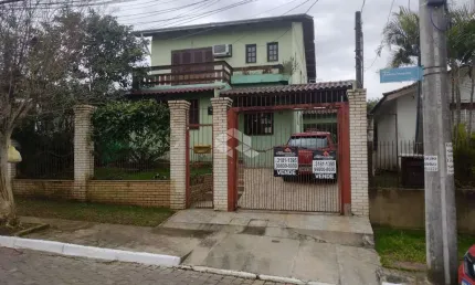 Sobrado com 360 m2 no bairro nossa senhora das graças em canoas