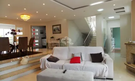Casa de 3 dormitórios, ( 3 suítes) bairro moinhos de vento em canoas