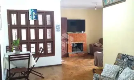 Casa sobrado de 3 quartos no bairro marechal rondon em canoas.