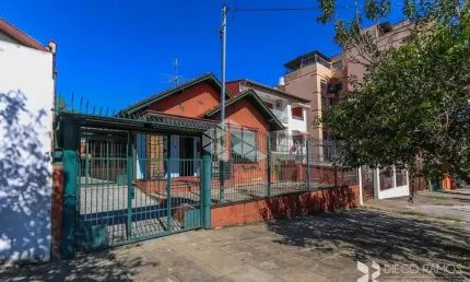 Casa com 5 quartos à venda na Rua Araújo Lima, 180, Centro, Canoas