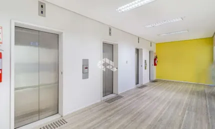 Explore o potencial de investimento: laje corporativa de prestígio no centro histórico!