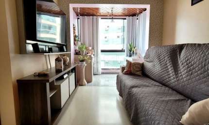 Apartamento com 2 dormitórios  e 2 vagas cobertas , em Gravataí/RS.