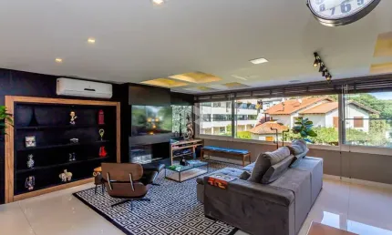 Casa em condomínio fechado com 3 quartos à venda na Rua Padre João Batista Reus, 1240, Vila Conceição, Porto Alegre