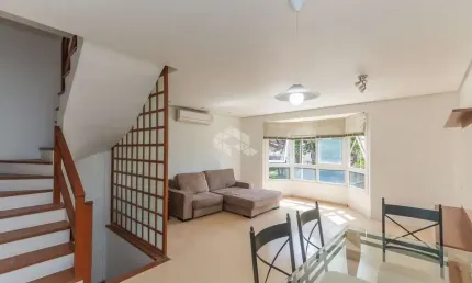 Viva com conforto, estilo e lazer completo no coração do Chácara das Pedras