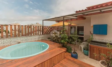 Cobertura com piscina, espaço e localização estratégica ? viva com liberdade e praticidade em um só lugar