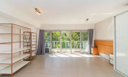 Studio com 50,69m², semi mobiliado e com vaga coberta - bairro petrópolis