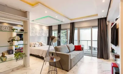 Studio mobiliado e com vaga coberta - bairro petrópolis