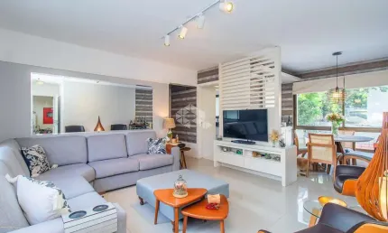 Apartamento com 3 dormitórios e 3 vagas de garegem no bairro auxiliadora / porto alegre