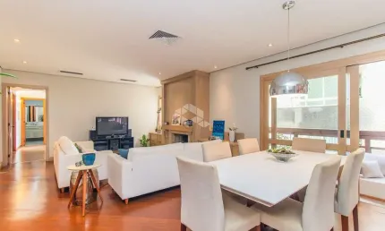 Apartamento com 3 quartos e 2 vagas com 174 m² no mont carlo
