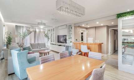 Apartamento Garden com 129m² e 3 dormitórios no bairro Menino Deus
