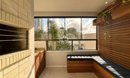 Apartamento a venda desocupado semi mobiliado com  2 dormitórios com 1 suíte e 1 vaga  no Condominio Les Halles na Nilo Pecanha