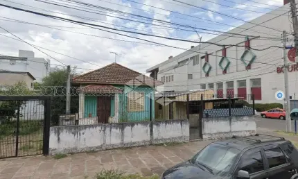 Terreno de 341m² no jardim botânico, ideal para incorporadoras em frente ao bourbon ipiranga.