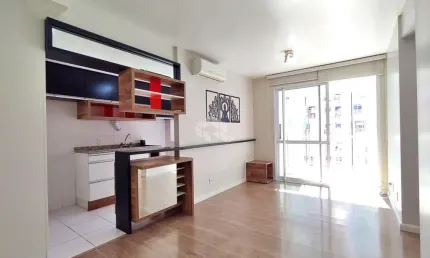 Excelente apartamento de 02 dormitórios, 01 suíte e vaga coberta no Bairro Vila Ipiranga em Poa