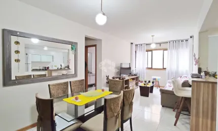 Apartamento à venda com 2 quartos 74. m²  Rua Chile, Jardim Botânico, Porto Alegre
