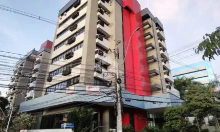 Sala comercial à venda na Avenida Carlos Gomes, 1610, Três Figueiras, Porto Alegre
