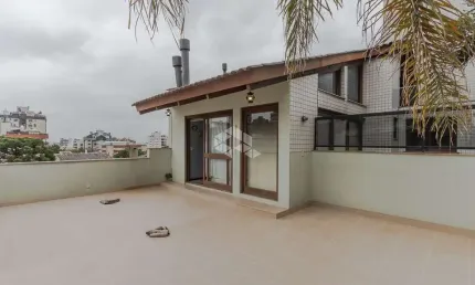 Cobertura de 03 dormitórios e 02 vagas com 198m² no bairro Mont Serrat em Poa
