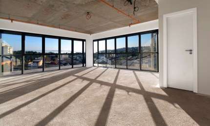 Excelente Sala Comercial de 52,55m² na Tristeza com Vista para o Guaíba