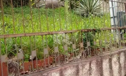 Casa com 4 quartos à venda na Rua Fernando Osório, 230, Teresópolis, Porto Alegre