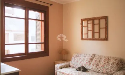 Apartamento na rua República, aceita pet, 2d, área de serviço grande,pode ser financiado, apartamento espaçoso e silencioso, andar alto, prédio seguro