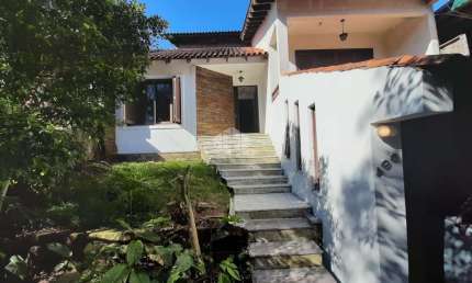 Casa com 5 quartos à venda na Rua Silvério Souto, 490, Teresópolis, Porto Alegre