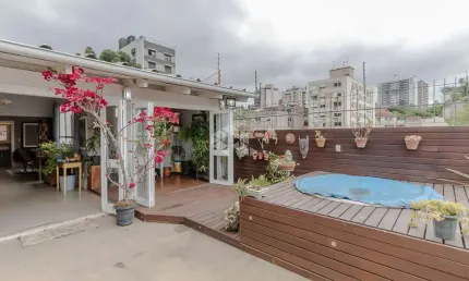 Cobertura com 219m² e 4 quartos à venda no bairro Petrópolis