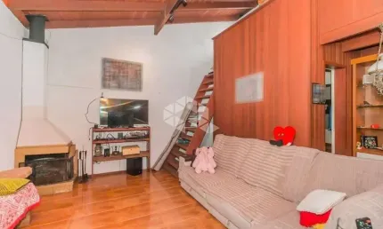 Casa com 2 quartos à venda na Rua Santa Isabel, 417, Bom Jesus, Porto Alegre