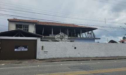 Casa com Terreno à Venda com 320,00m² área, por R$1.400,000 Balneário/Estreito - Florianópolis - SC
