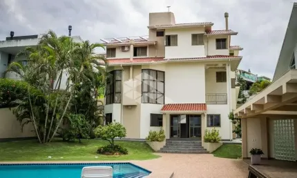 Casa em condomínio fechado com 4 quartos à venda na Rua das Laranjeiras, 1361, Bosque das Mansões, São José
