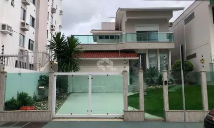 Casa com 3 quartos à venda na Rua Osni João Vieira, 214, Campinas, São José