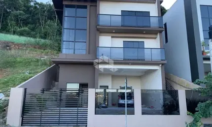 Casa em condomínio fechado com 4 quartos à venda na Rodovia SC-281, 12, Sertão do Maruim, São José