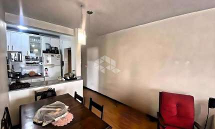 Apartamento com 3 quartos em Capoeiras, Florianópolis-SC