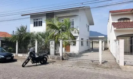 Casa com 5 quartos à venda na Acioli Nunes Dos Santos, 446, Centro, Palhoça