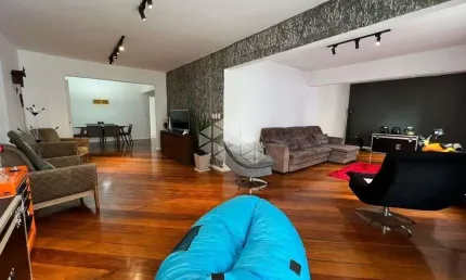 Apartamento com 202 m², 4 dormitórios, 2 vagas - Agronômica, à 100 metros da Beira Mar Norte