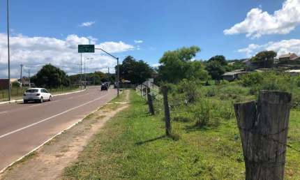 Terreno à venda na Pref. Nelson Cornetet, 1, Parque 35, Guaíba, 3590 m2 por R$ 2.500.000
